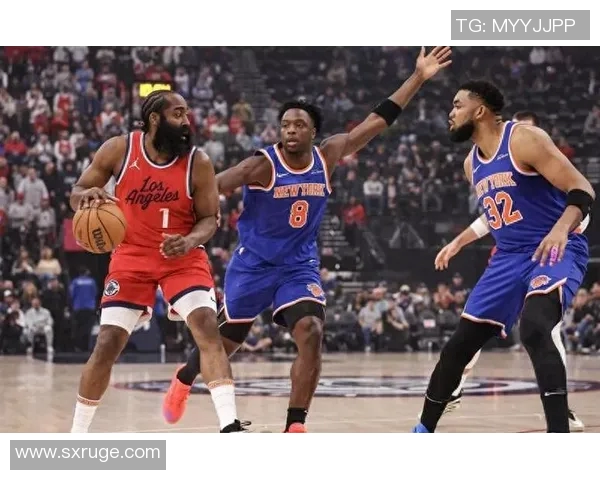 快船击败尼克斯，领跑西部联盟