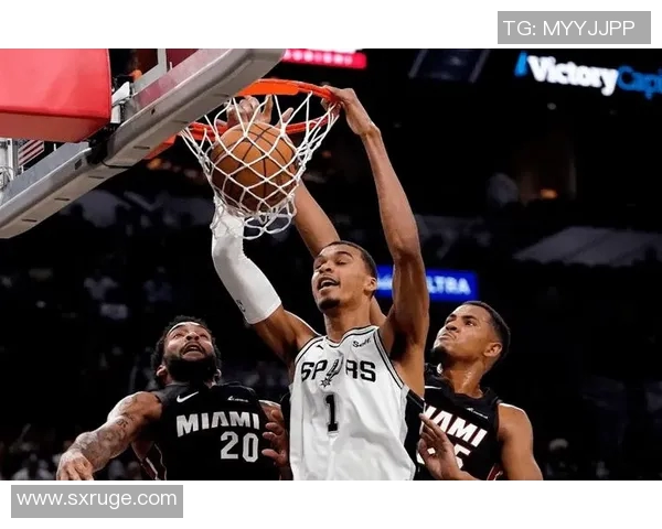 文班亚马场均20分10篮板3盖帽表现出色新秀奖呼声高涨